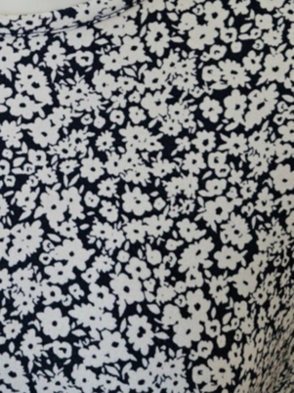 Set of Two Old Navy Luxe Tops - Picture 3 of 7